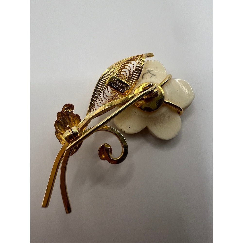 Vintage Sorrento Brooch 12K Gold Filled Carved Shell Flower Filigree‎ Italy - Picture 4 of 16